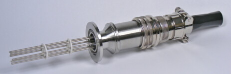 Více-pinová průchodka