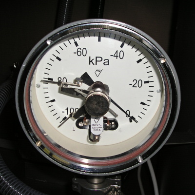 Vakuometr mechanický